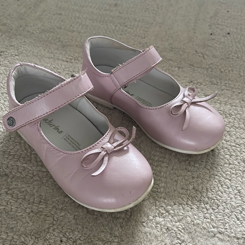 Pink leather Mary Jane’s